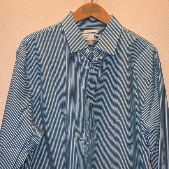 Old Navy blue striped sim fit the Signiture button Down shirt - Picture 2 of 6